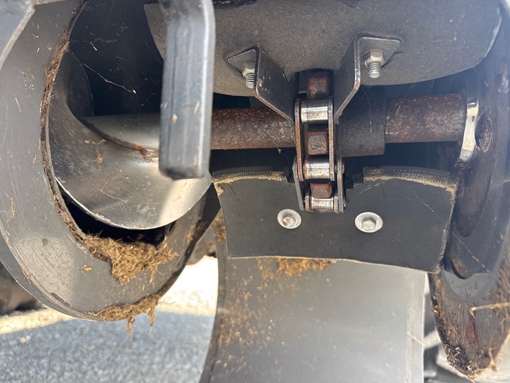 massey-ferguson-9695-image-16