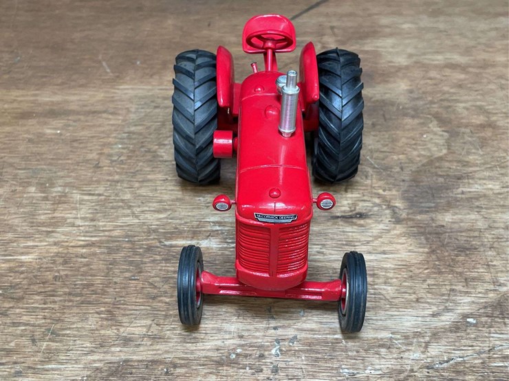 1/16-mccormick-deering-w-6-1990-50th-anniversary-pioneer-collectibles-image-10