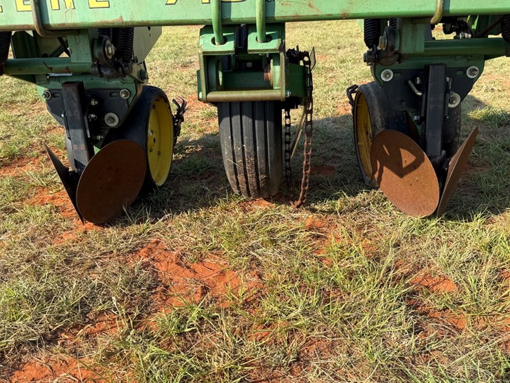 john-deere-7100-image-7
