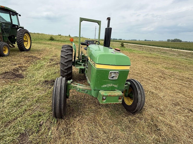 1982-john-deere-2040-image-14
