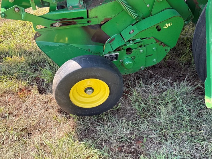 john-deere-468-image-24