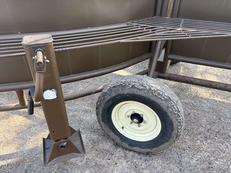 bz-welding-portable-cattle-tub/alley,-adjustable-width-alley,-slide-gates-on-both-ends-of-alley,-tub-image-8