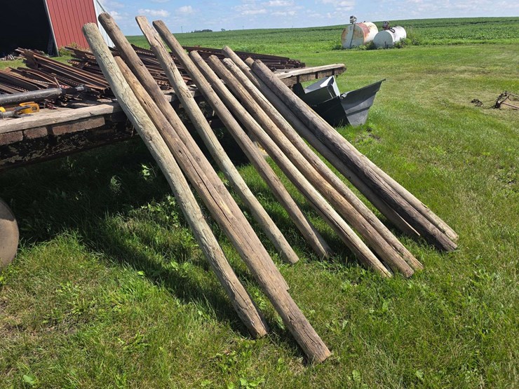 (11)-4”-wood-round-posts,-mostly-6’6”-long,-buying-all-for-one-money-image-3