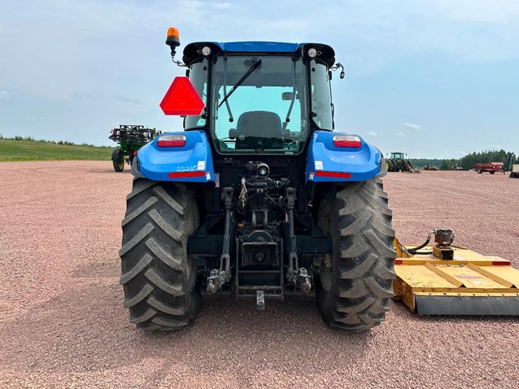 2017-new-holland-t5.110-image-3