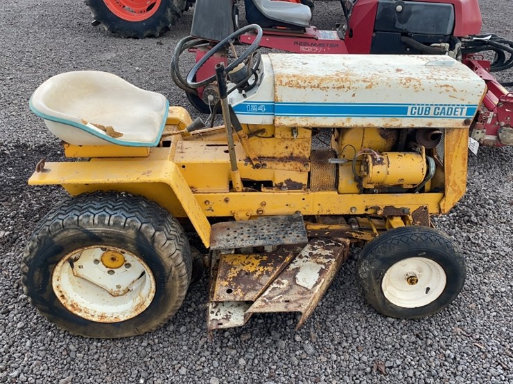 cub-cadet-124-image-4