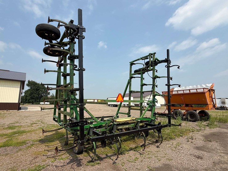 john-deere-1610-image-14