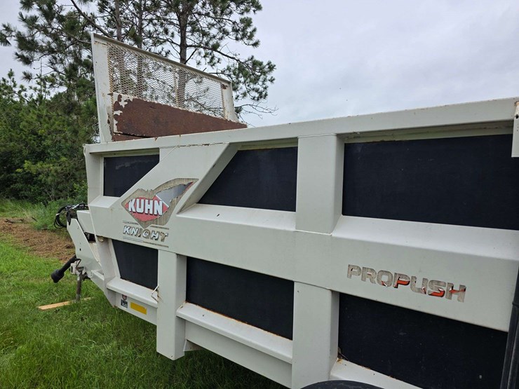 kuhn-knight-2054-image-17