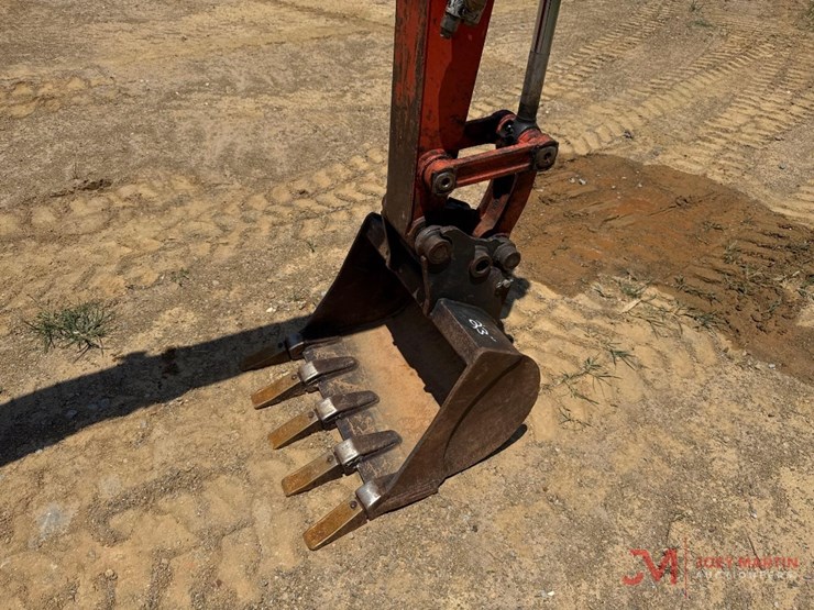 2019-kubota-u27-4-image-6