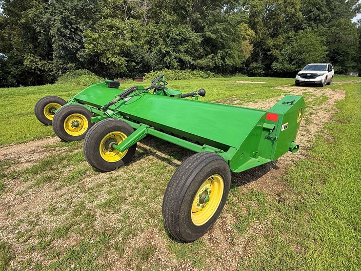 john-deere-115-image-9