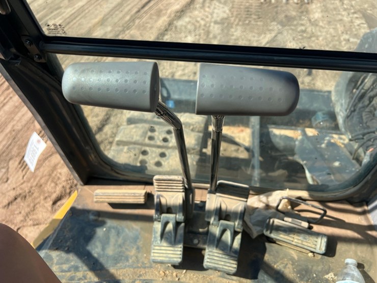 deere-85g-image-36
