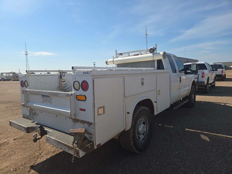 2012-ford-f350-image-5