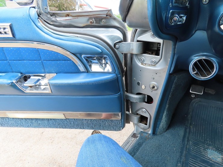 1959-cadillac-fleetwood-4dr-ht-image-31