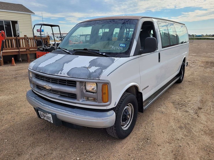 1998-chevrolet-express-3500-image-1
