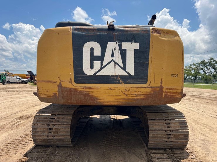 2013-caterpillar-320el-image-3
