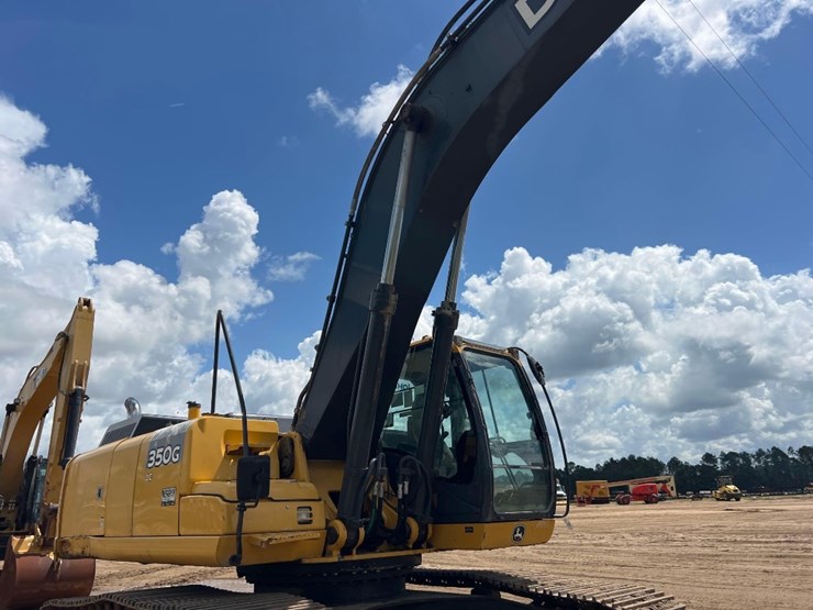 2012-deere-350g-lc-image-24