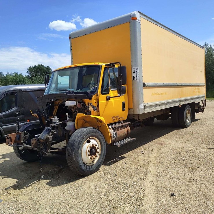 2009 INTERNATIONAL DURASTAR 4300