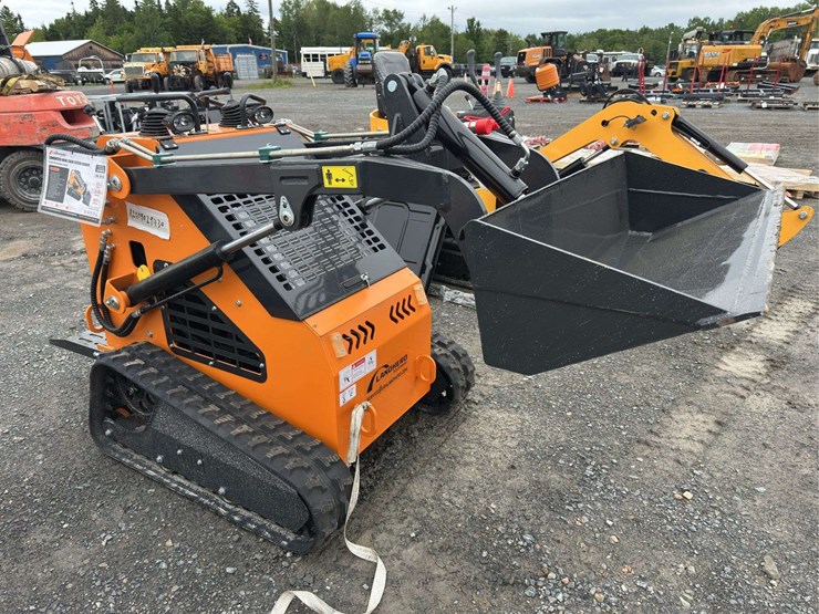 2024-landhero-ldh-t380-mini-skid-steer-loader-image-2