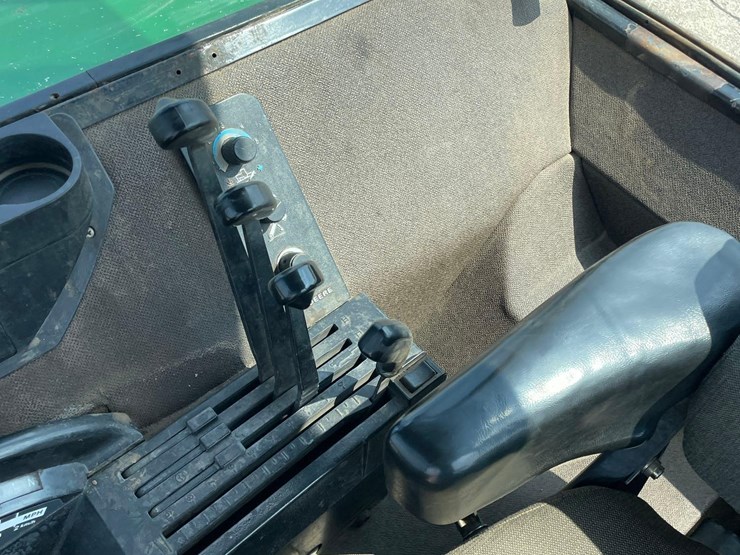 john-deere-4755-image-40