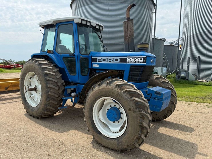 1990-ford-8630-image-2