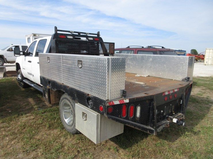 2013-gmc-3500-image-6