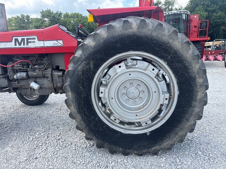 1976-massey-ferguson-285-image-13