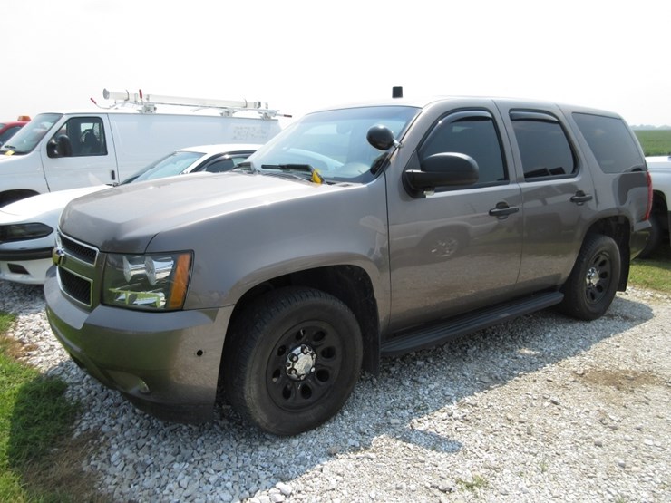 2012-chevy-tahoe-image-1