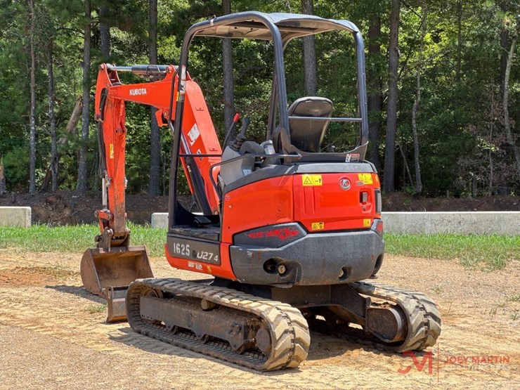 2019-kubota-u27-4-image-1
