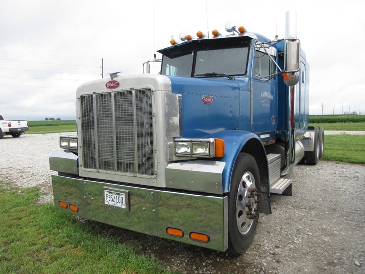 1994-peterbilt-379-image-11