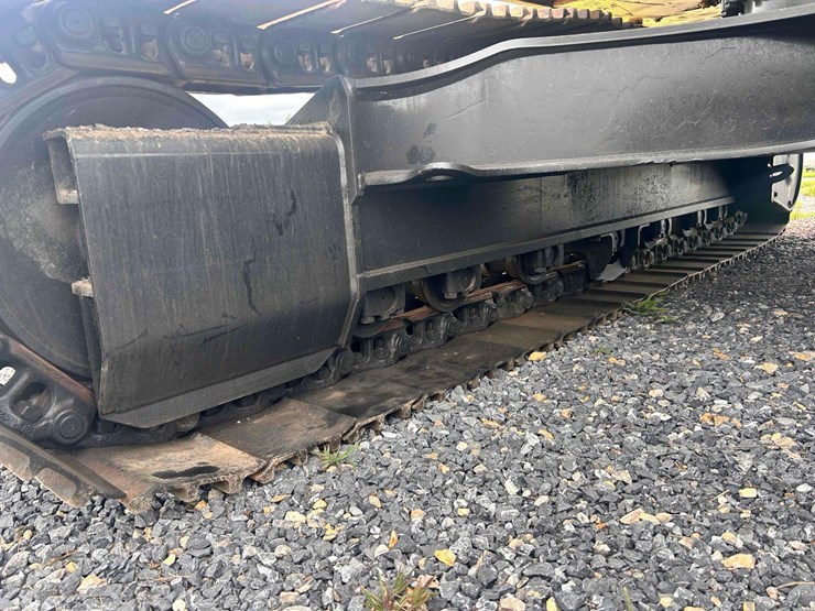 2018-caterpillar-320gc-image-35