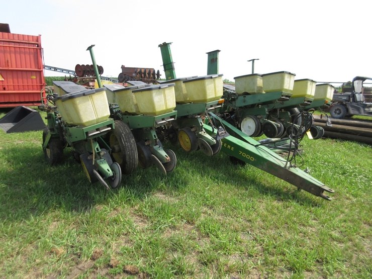 john-deere-7000-image-2
