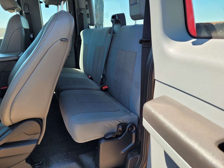 2013-ford-f650-image-12