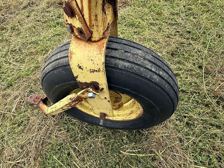 john-deere-640-image-11