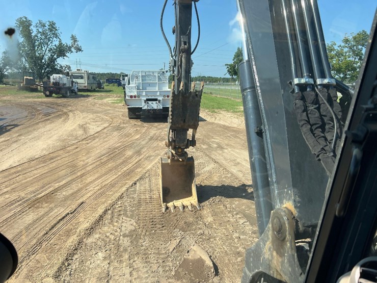 deere-85g-image-39