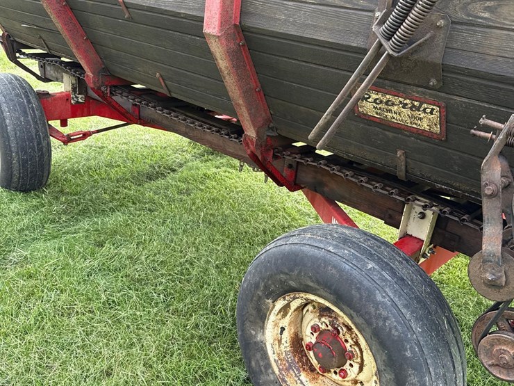 roorda-12ft-rear-unload-silage-wagon-image-15
