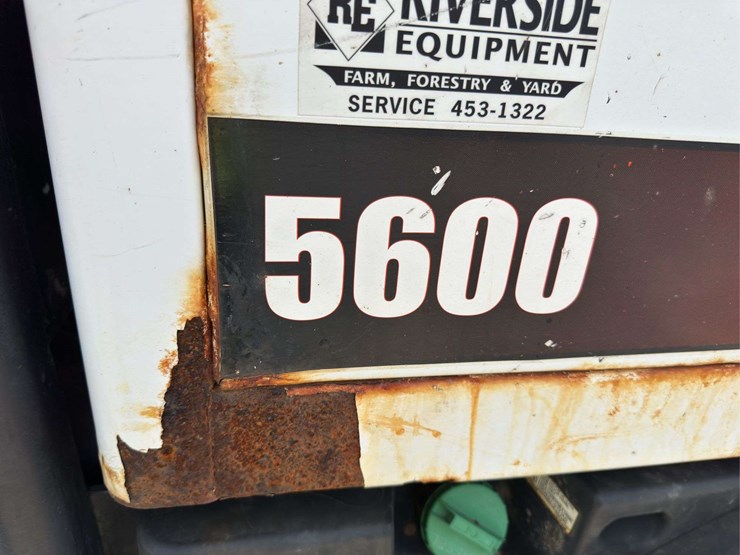 2012-bobcat-5600-side-by-side-4x4-with-hydraulic-dump-and-high-flow-hydraulic-loader-image-15