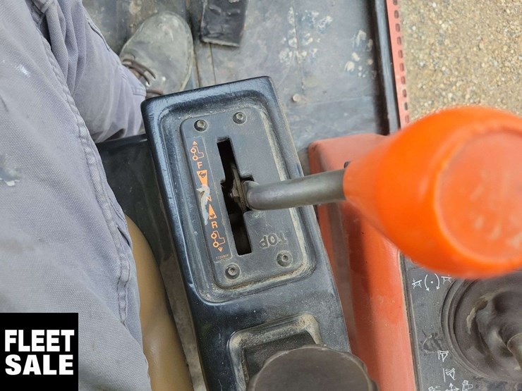 2007-ditch-witch-rt75-image-12