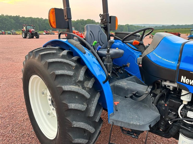 2005-new-holland-tn75a-image-27