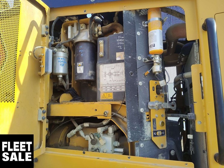 2020-caterpillar-14-image-25