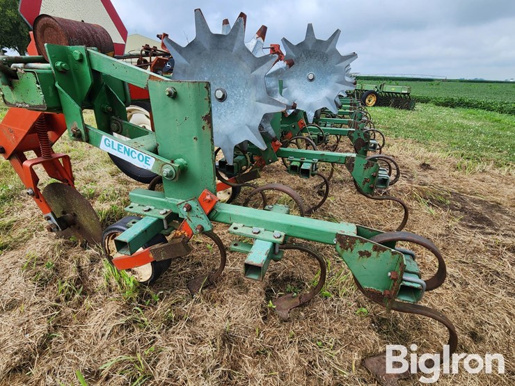 glencoe-8r30-row-crop-cultivator-image-9