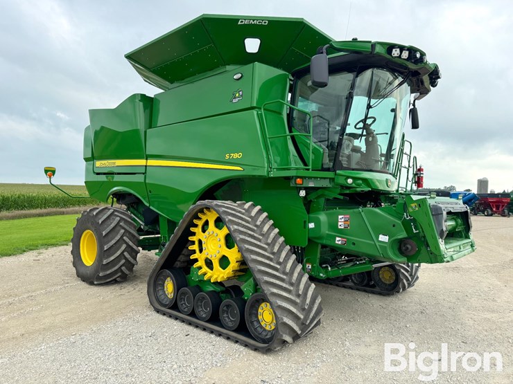 2022-john-deere-s780-image-3