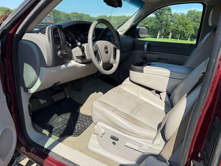 2008-gmc-sierra-1500-image-38