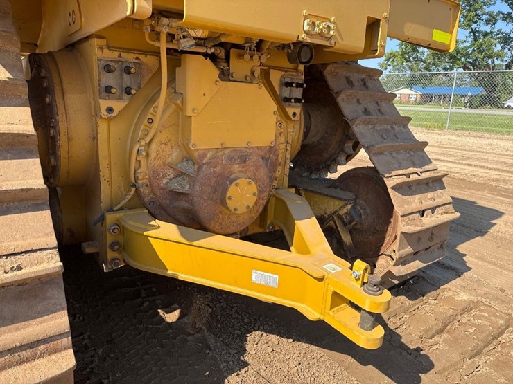 caterpillar-d6t-xl-image-17