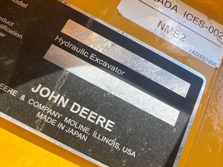 2023-deere-30g-image-15
