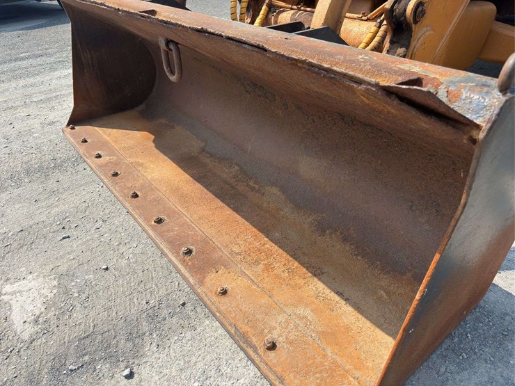 2013-case-580sn-image-17