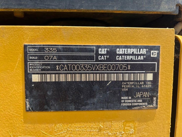 2022-caterpillar-335-image-28
