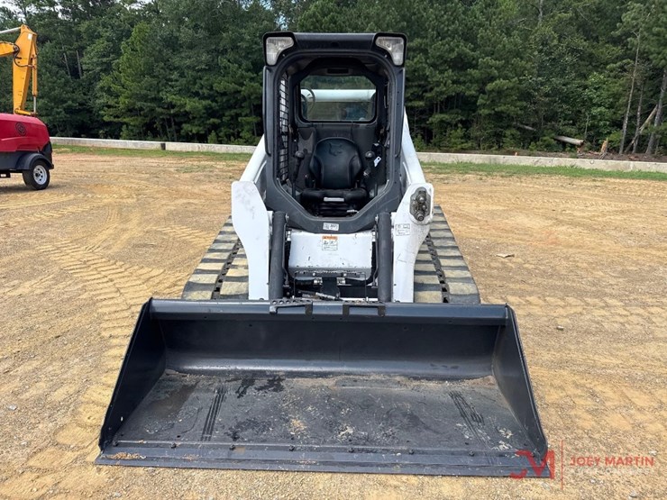 2022-bobcat-t770-image-7