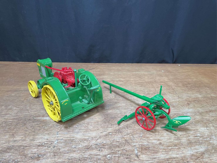 john-deere-16-image-10