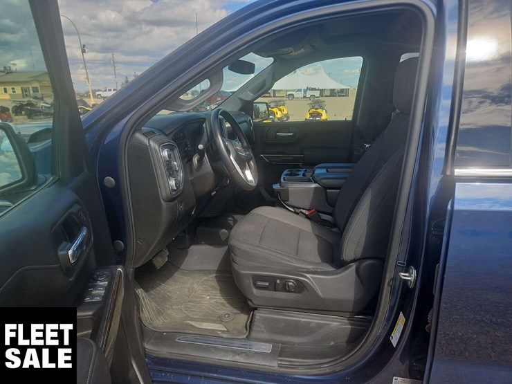 2022-gmc-sierra-1500-image-11