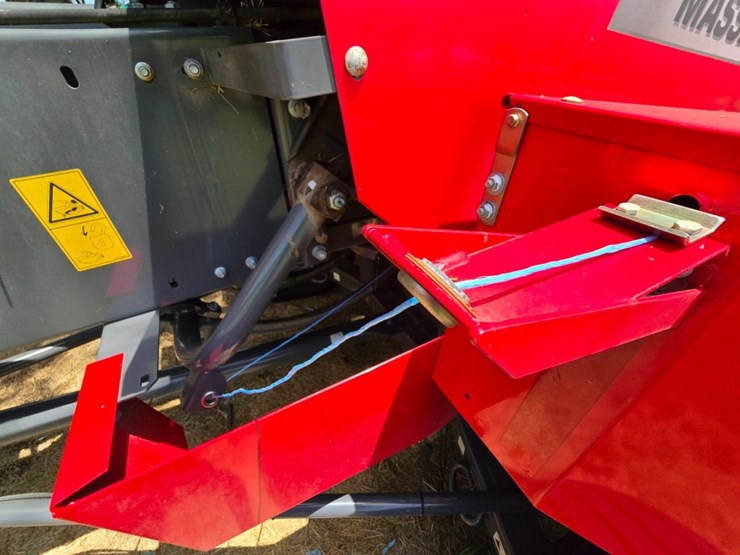 2020-massey-ferguson-1840-image-8