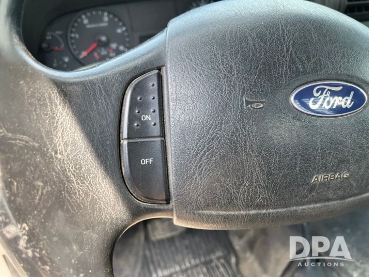 2007-ford-f450-xl-image-48